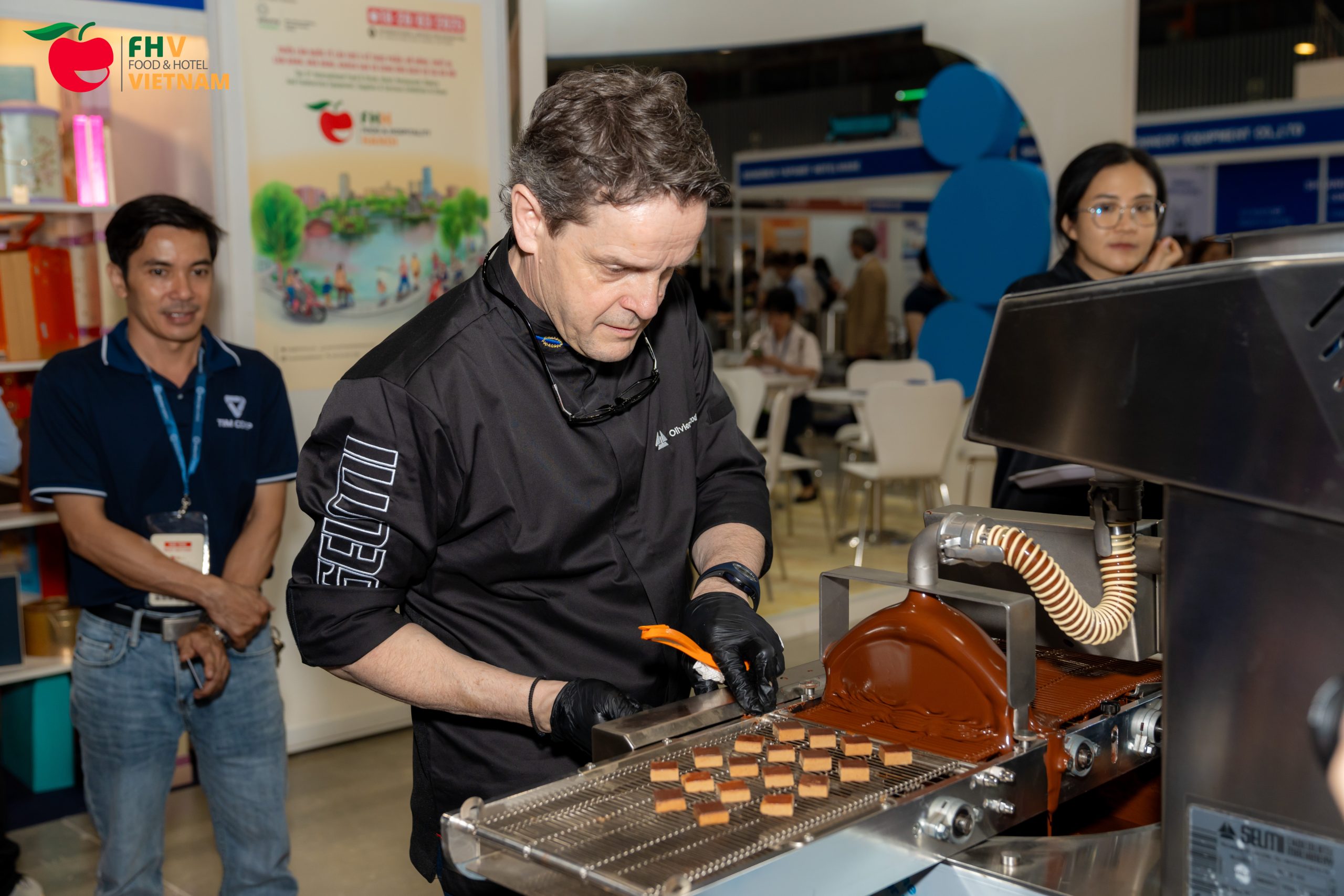 e14cb121a05fad96533a4860e29b1ab32bb4cbc3